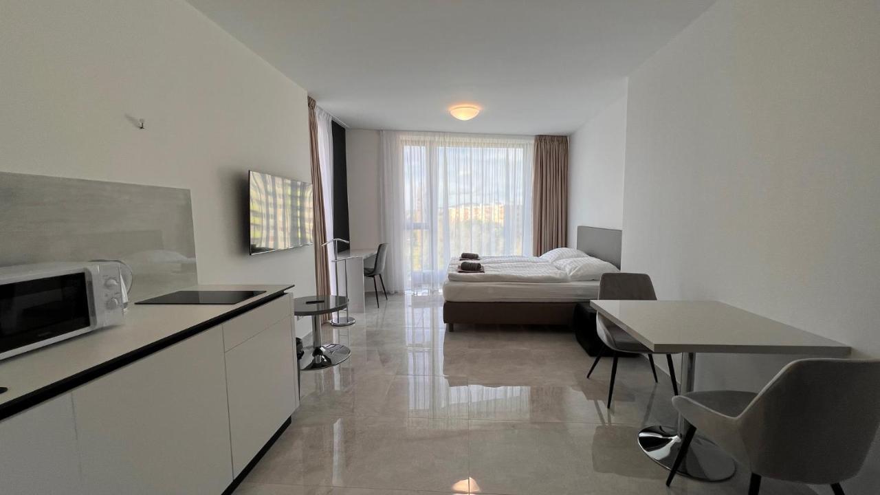 Air Conditioned 1 Room Apartment Vienna Gate, 2 Μπρατισλάβα Εξωτερικό φωτογραφία